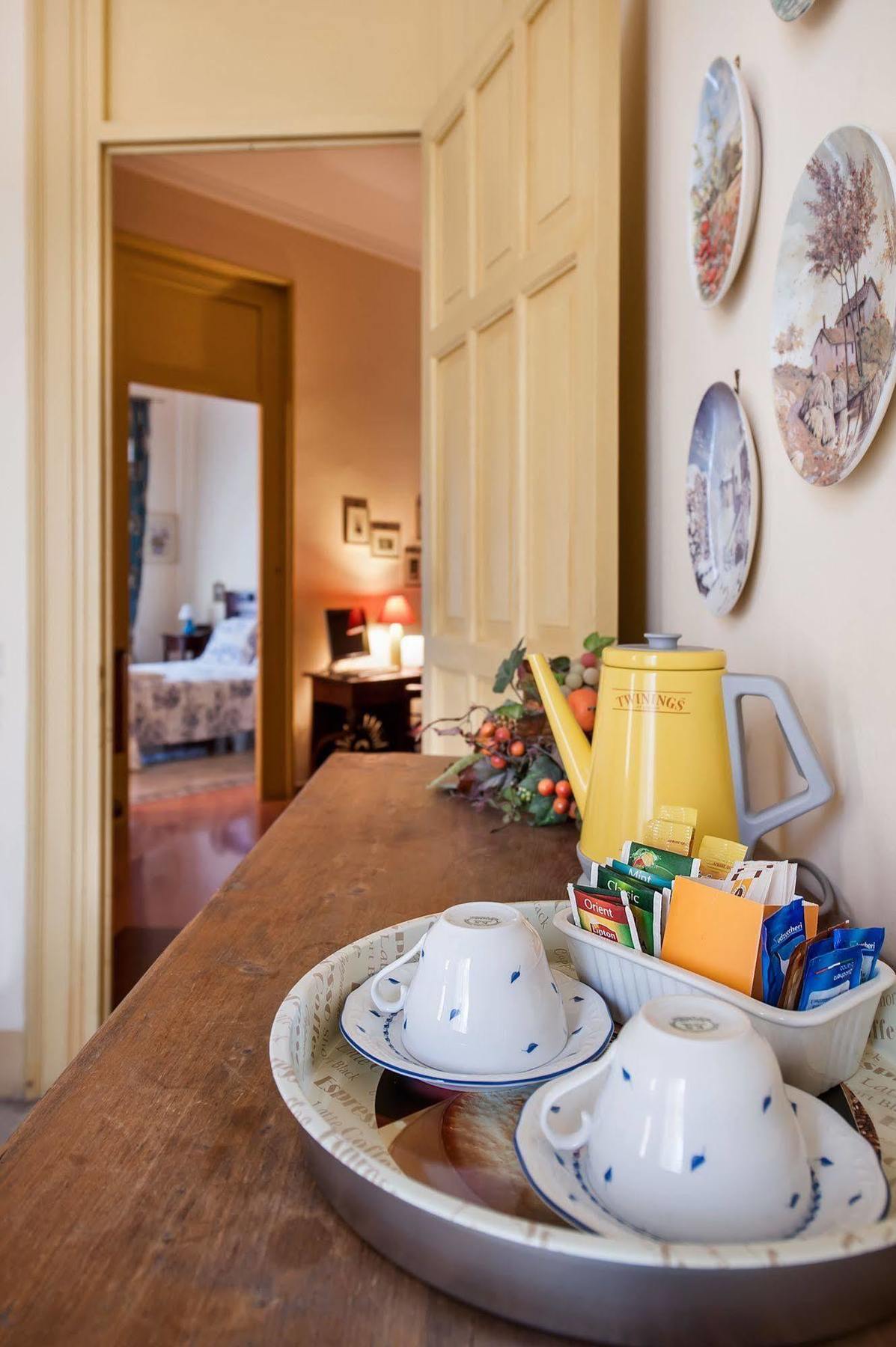 La Casa Di Zoe - Locazioni Turistiche Bed & Breakfast Palermo Exterior photo